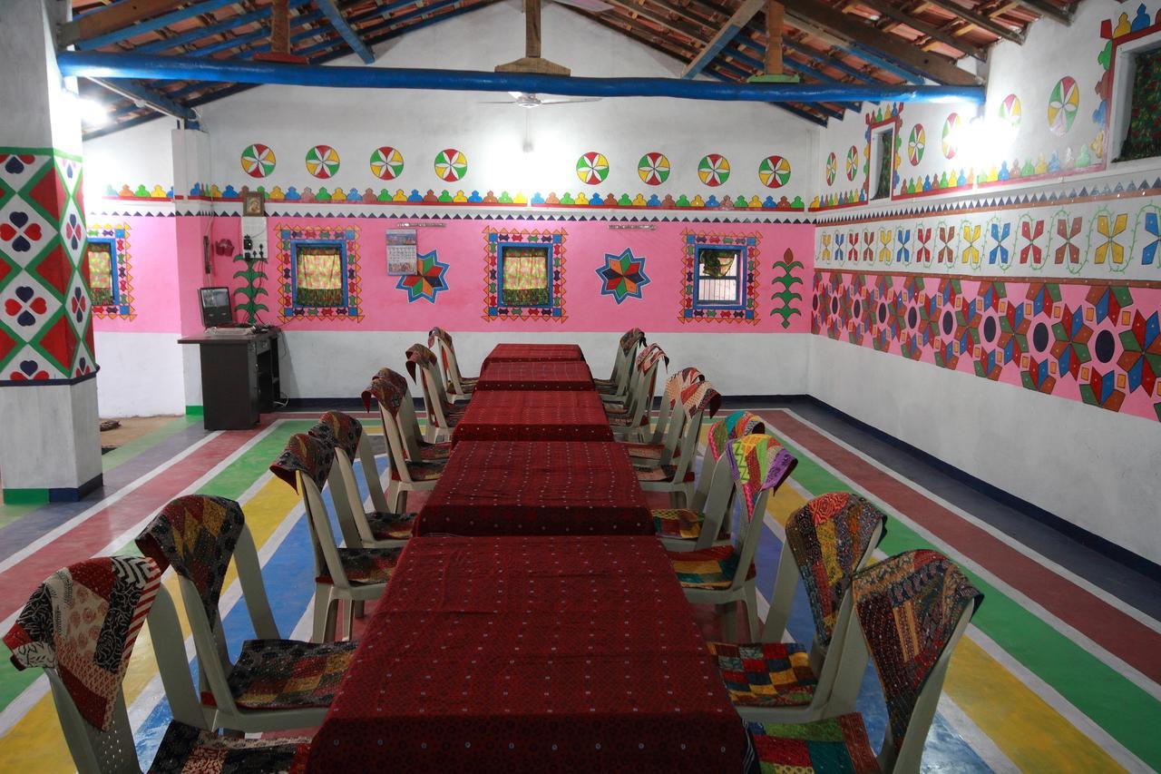 รันน์ ภูมี รีสอร์ต Hotel Hodka ภายนอก รูปภาพ
